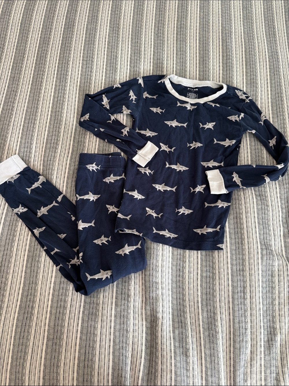 Kids Shark Print Navy Pajama Set Petit Lem Size 7